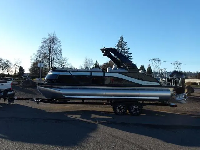 Slide: The Image of Harris Grand Mariner 230 SL 2025 - 4