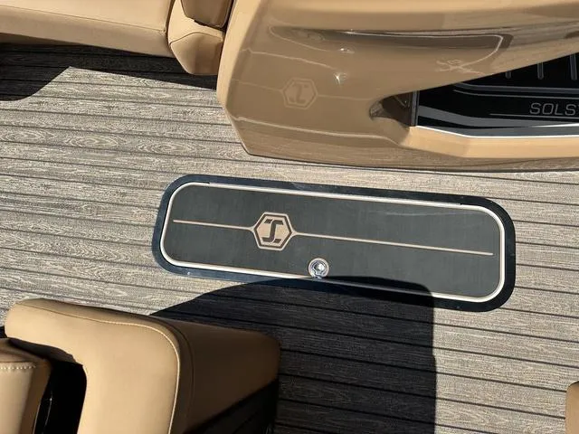 Slide: The Image of Harris Solstice 230 SL 2025 - 20