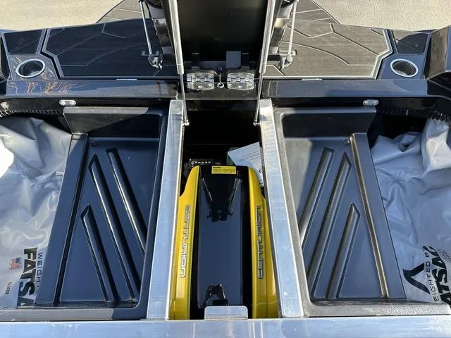 Slide: The Image of Centurion Ri230 2025 - 16