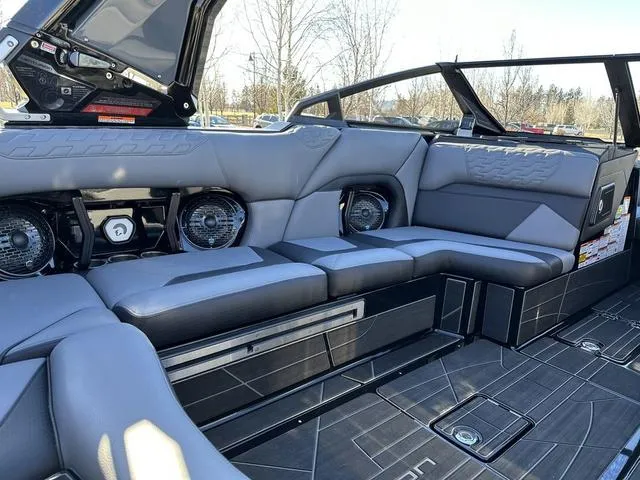 Slide: The Image of Centurion Ri230 2025 - 22