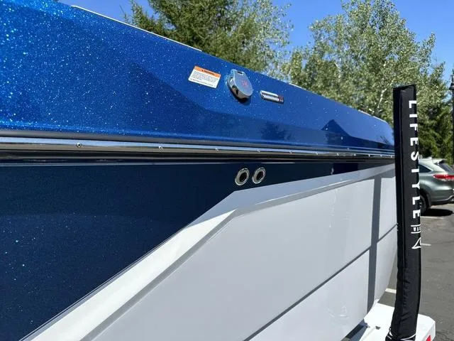 Slide: The Image of Nautique Super Air Nautique G21 2025 - 10