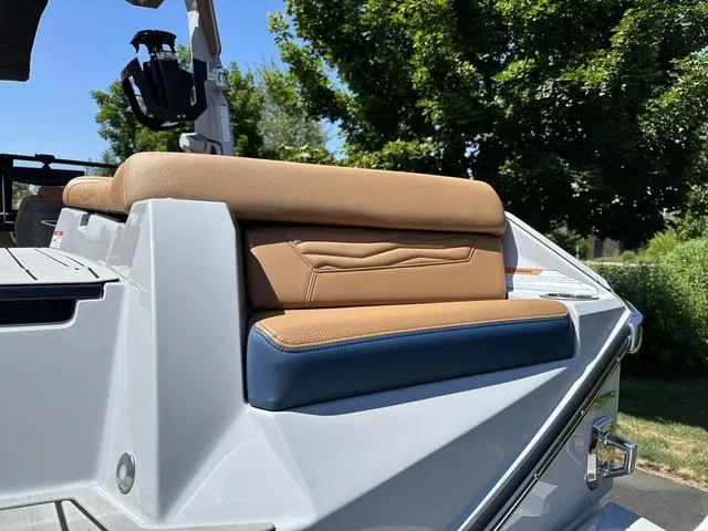 Slide: The Image of Nautique Super Air Nautique G21 2025 - 14