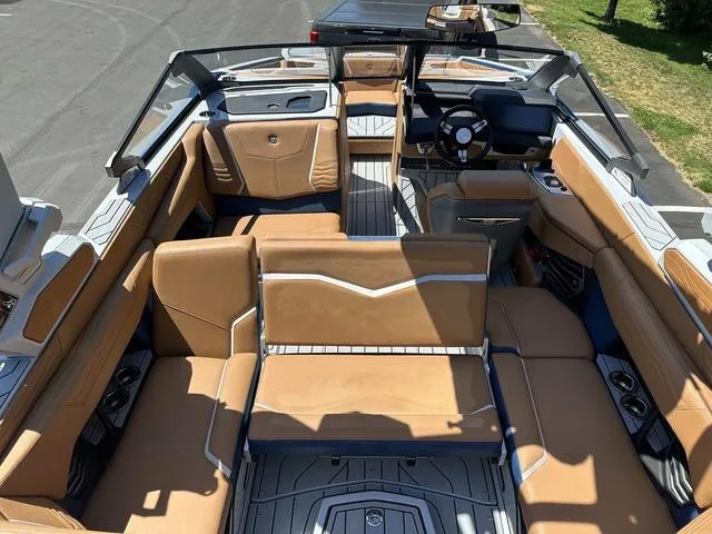 Slide: The Image of Nautique Super Air Nautique G21 2025 - 16