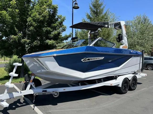 Slide: The Image of Nautique Super Air Nautique G21 2025 - 4
