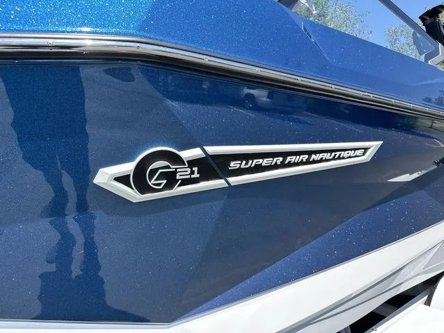 Slide: The Image of Nautique Super Air Nautique G21 2025 - 8