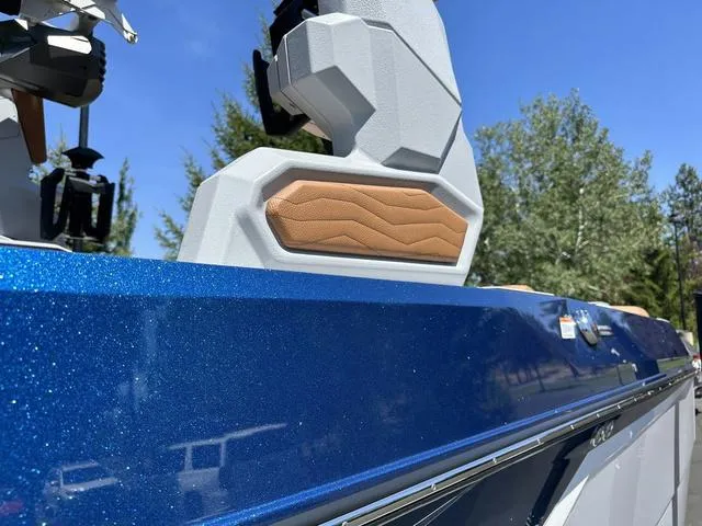 Slide: The Image of Nautique Super Air Nautique G21 2025 - 9