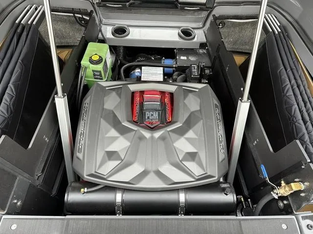 Slide: The Image of Nautique Super Air Nautique G23 Paragon 2024 - 30