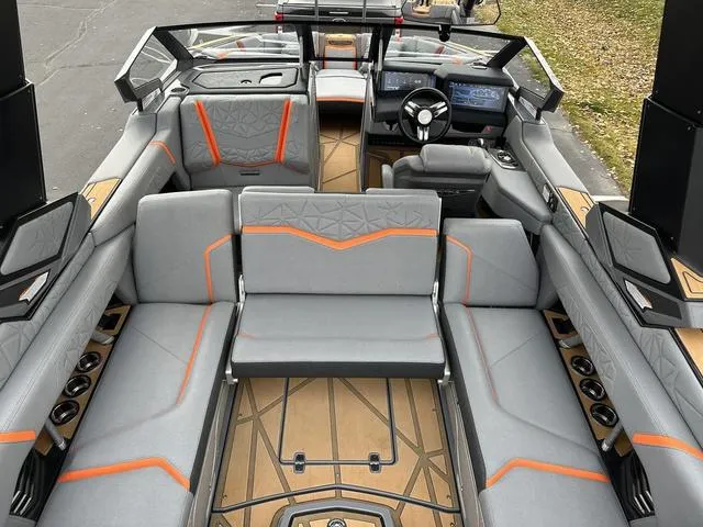Slide: The Image of Nautique Super Air Nautique G23 Paragon 2024 - 35