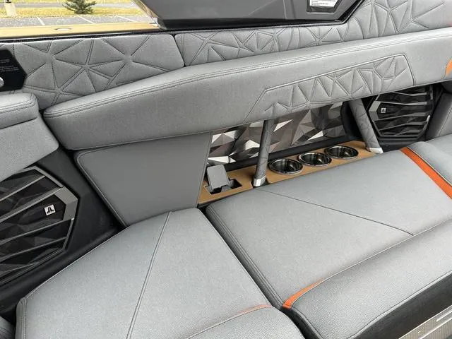 Slide: The Image of Nautique Super Air Nautique G23 Paragon 2024 - 50