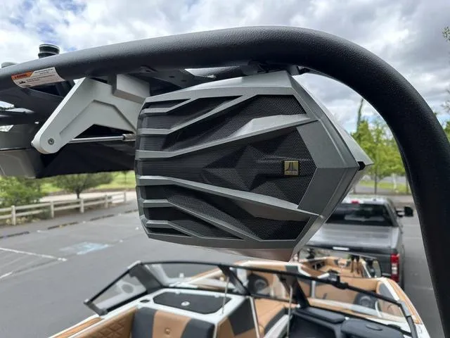 Slide: The Image of Nautique Super Air Nautique GS22 2025 - 39