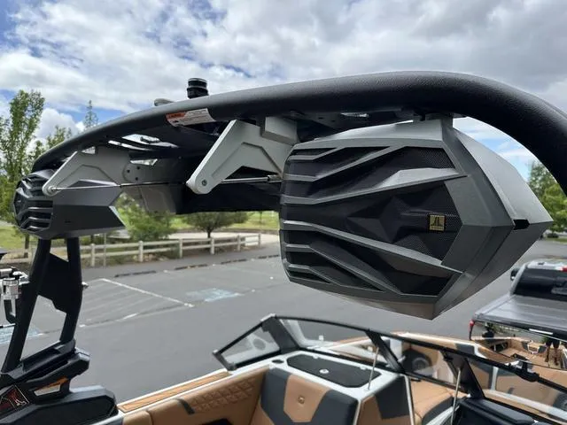 Slide: The Image of Nautique Super Air Nautique GS22 2025 - 41