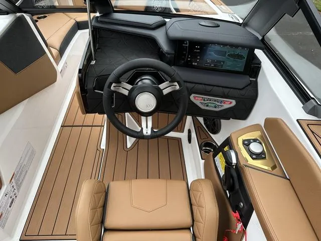 Slide: The Image of Nautique Super Air Nautique GS22 2025 - 46