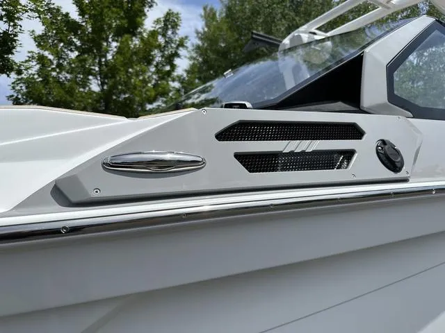 Slide: The Image of Centurion Ri230 2025 - 10