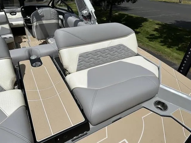 Slide: The Image of Centurion Ri230 2025 - 23