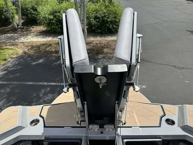 Slide: The Image of Centurion Ri230 2025 - 30