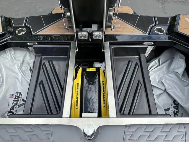 Slide: The Image of Centurion Ri245 2025 - 38