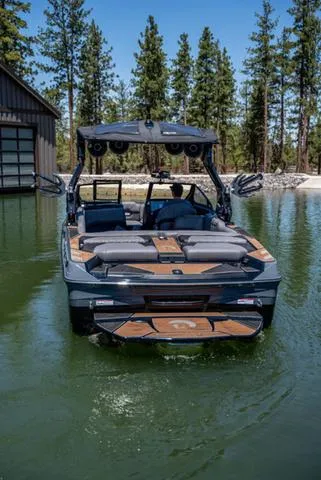 Slide: The Image of Centurion Ri245 2025 - 75