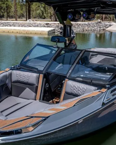 Slide: The Image of Centurion Ri245 2025 - 77