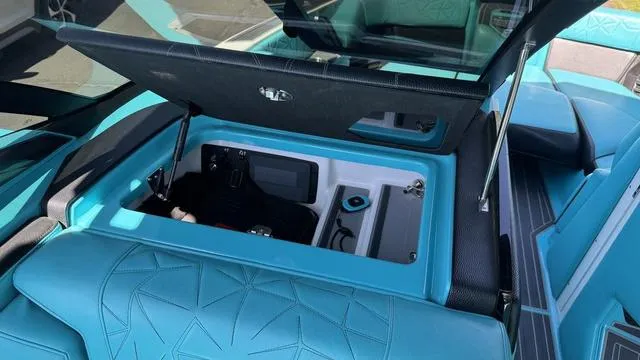 Slide: The Image of Nautique Super Air Nautique G23 Paragon 2020 - 12