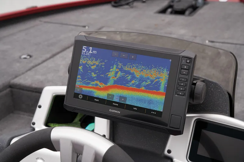 Slide: The Image of Tracker Savage 215 2025 - 39