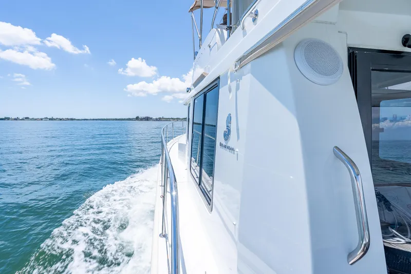 Slide: The Image of Beneteau Swift Trawler 34 2015 - 54