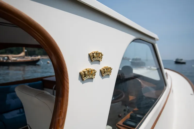 Slide: The Image of Hinckley Yachts Picnic Boat Classic 1995 - 16