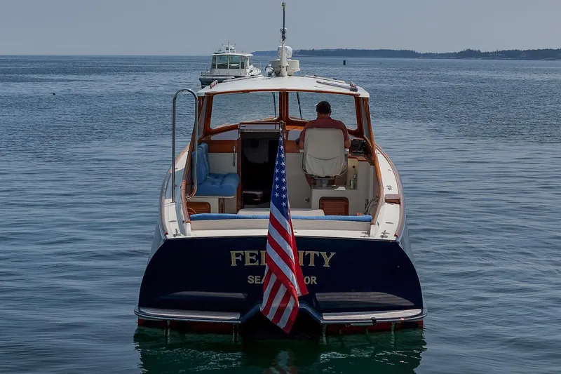 Slide: The Image of Hinckley Yachts Picnic Boat Classic 1995 - 44