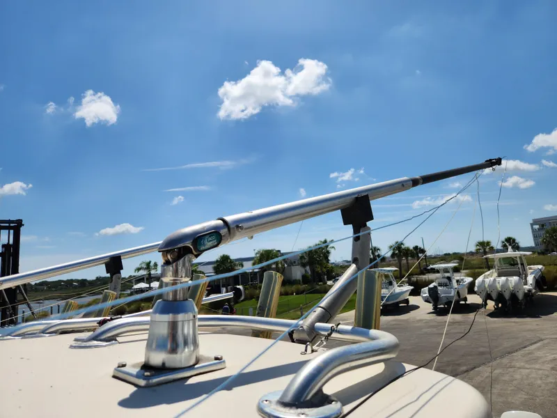 Slide: The Image of Pursuit 3070 Offshore 2003 - 50