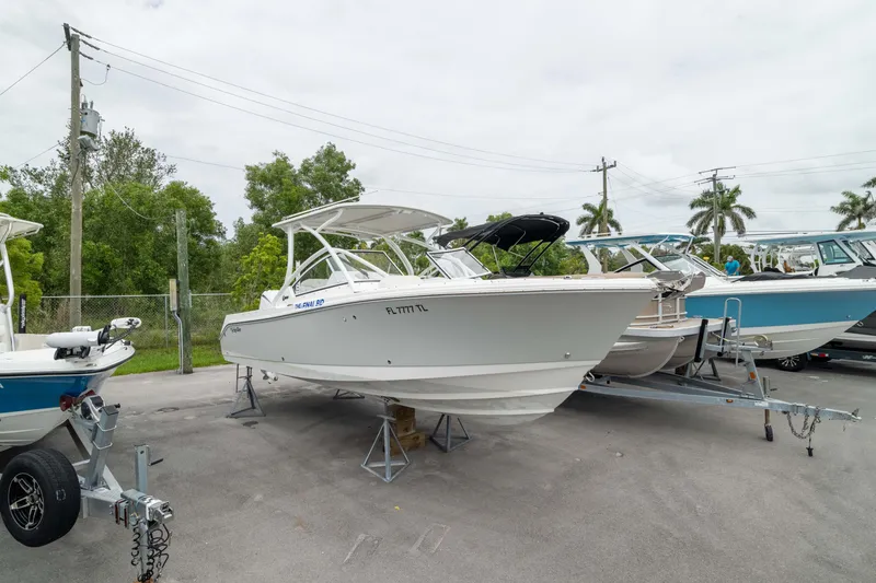 Slide: The Image of Edgewater 248CX Crossover 2023 - 51