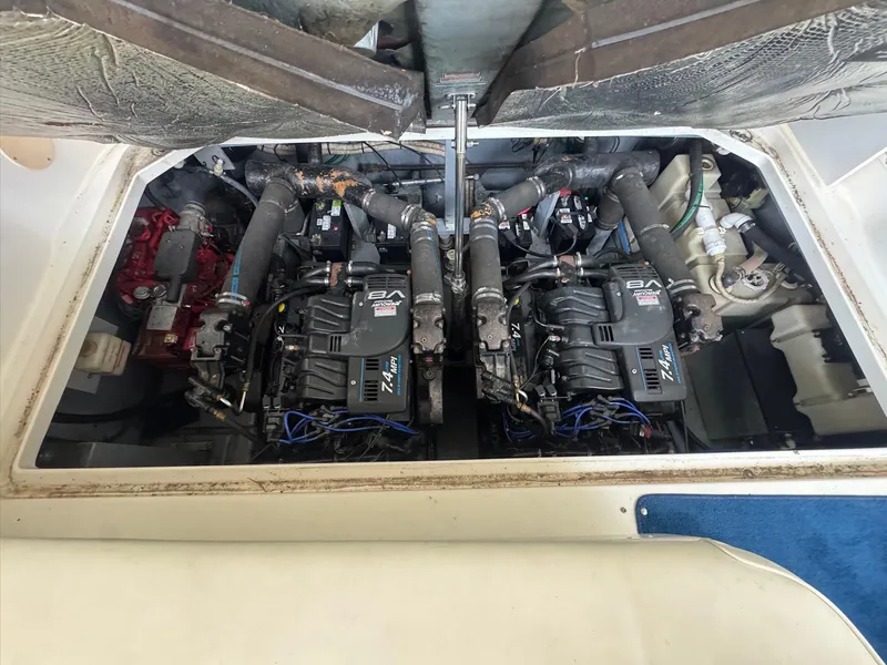 Slide: The Image of Sea Ray 340 Sundancer 2001 - 17