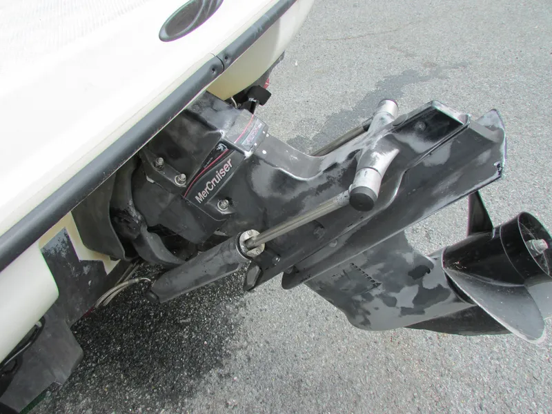 Slide: The Image of Maxum 1800 MX 2005 - 13