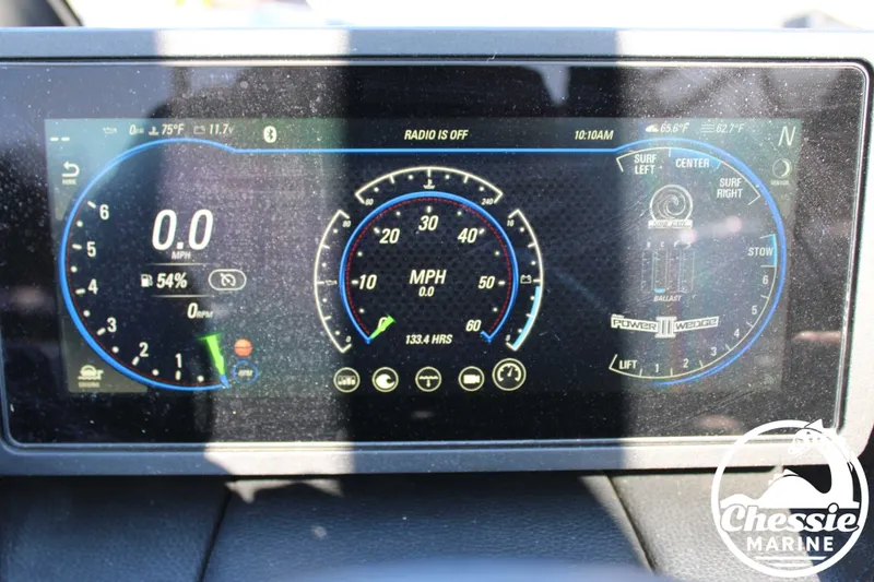 Slide: The Image of Malibu Wakesetter 25 LSV 2020 - 22