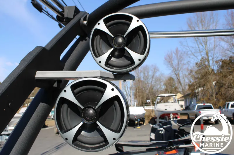 Slide: The Image of Malibu Wakesetter 25 LSV 2020 - 27