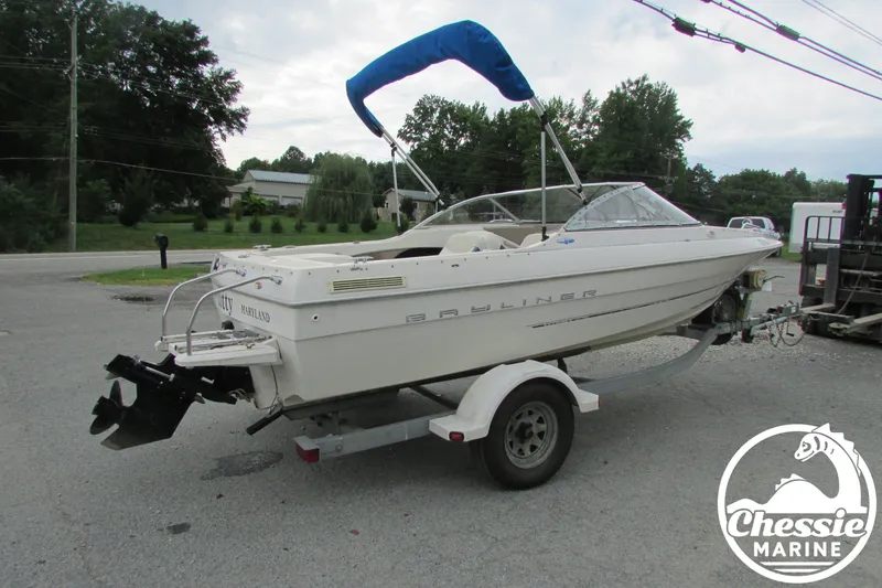 Slide: The Image of Bayliner 185 Capri 2002 - 9