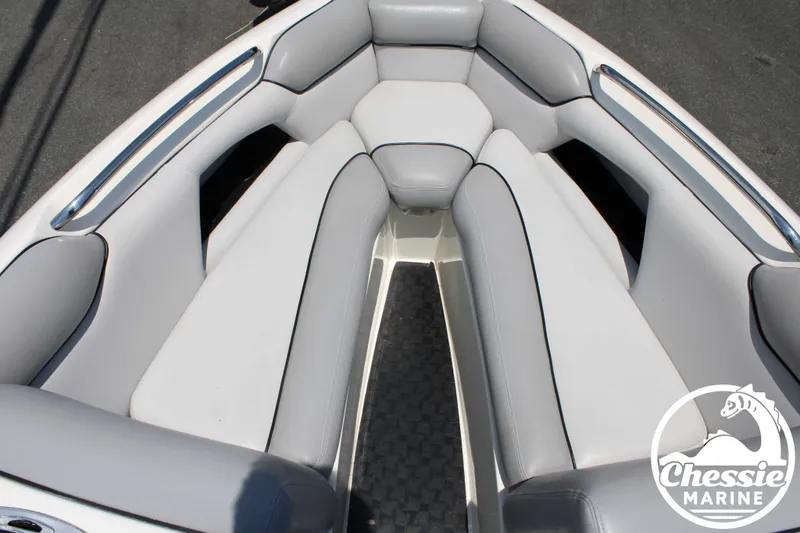 Slide: The Image of Centurion Elite V-Drive C-4 2007 - 9