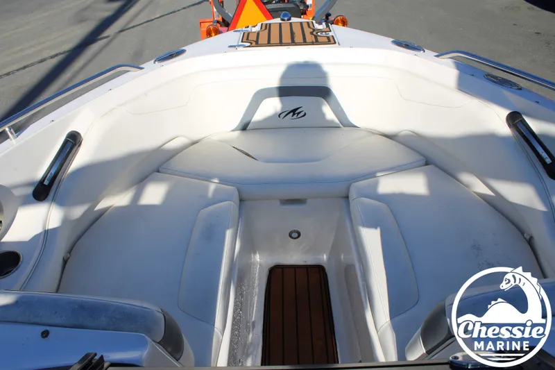 Slide: The Image of Monterey 224 FSX 2013 - 10