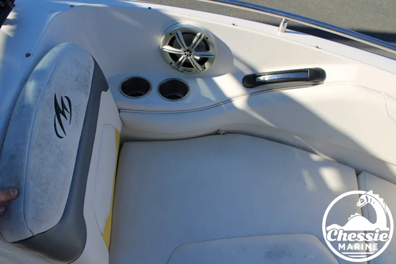 Slide: The Image of Monterey 224 FSX 2013 - 11