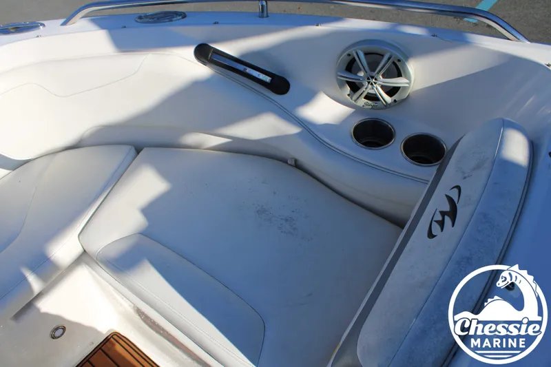 Slide: The Image of Monterey 224 FSX 2013 - 13