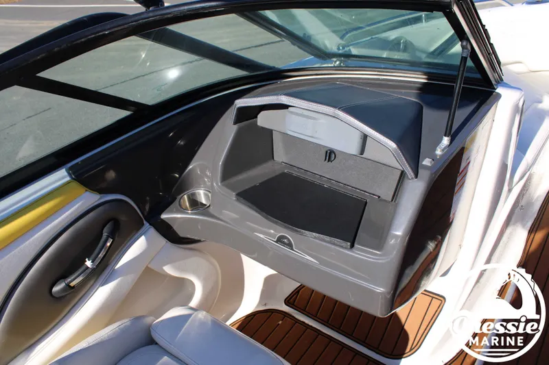 Slide: The Image of Monterey 224 FSX 2013 - 16