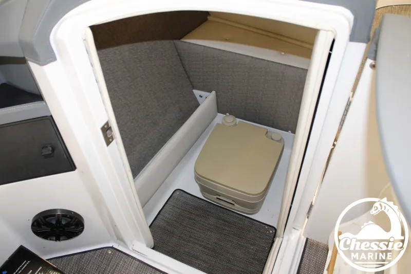 Slide: The Image of Cobalt R5 2015 - 12