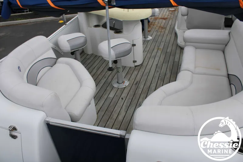 Slide: The Image of Tahoe Cascade Entertainer Pontoon 2585 2015 - 10