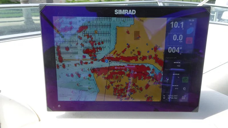 Slide: The Image of Bayliner 3988MY 1997 - 15