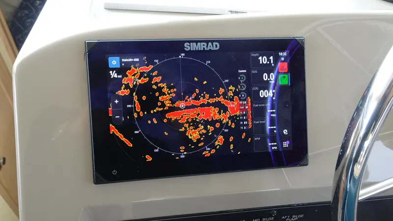 Slide: The Image of Bayliner 3988MY 1997 - 25