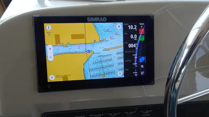 Slide: The Image of Bayliner 3988MY 1997 - 26