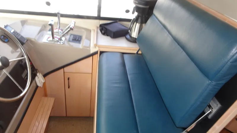 Slide: The Image of Bayliner 3988MY 1997 - 28