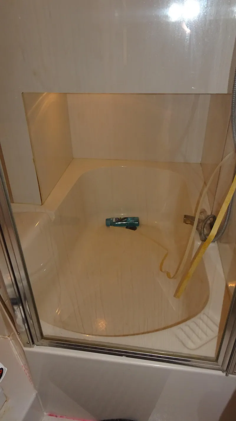 Slide: The Image of Bayliner 3988MY 1997 - 44