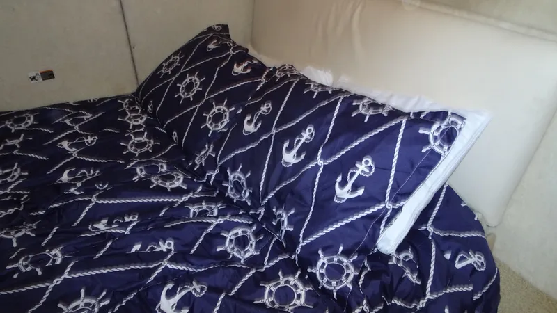 Slide: The Image of Bayliner 3988MY 1997 - 52