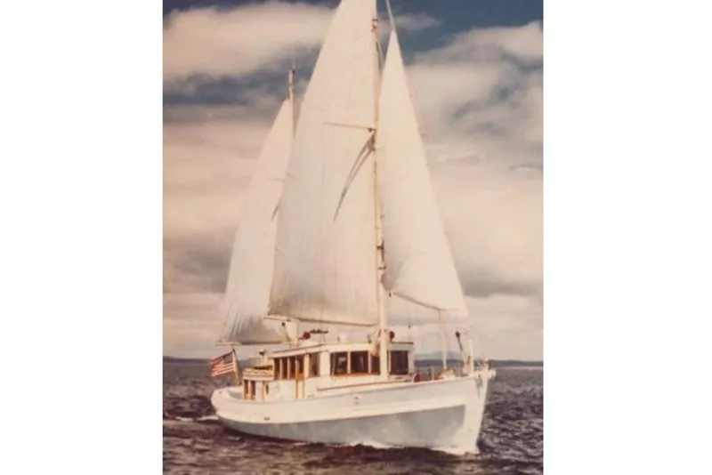 Slide: The Image of Classic Motorsailer 1936 - 65