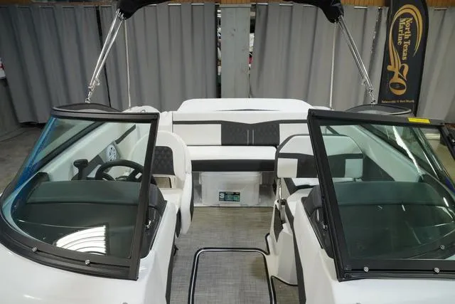 Slide: The Image of Monterey M-20 2025 - 12