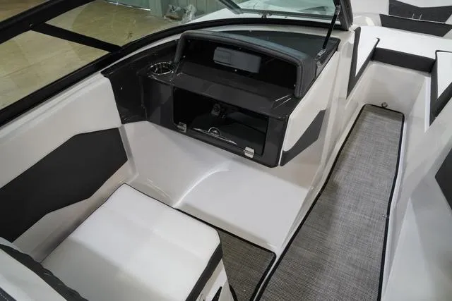 Slide: The Image of Monterey M-20 2025 - 16